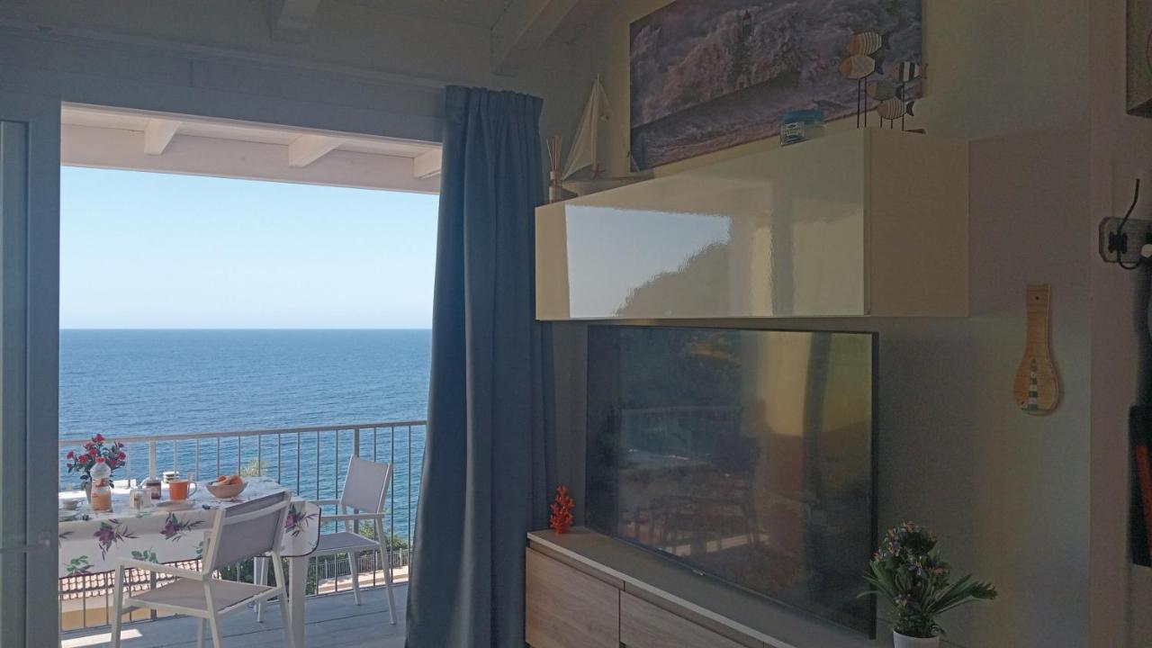 Incanto Sul Mare カステルサルド エクステリア 写真