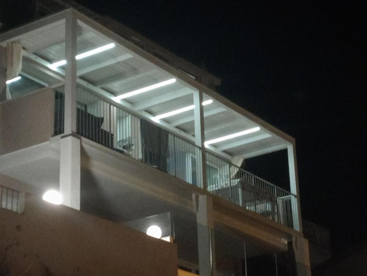 Incanto Sul Mare カステルサルド エクステリア 写真