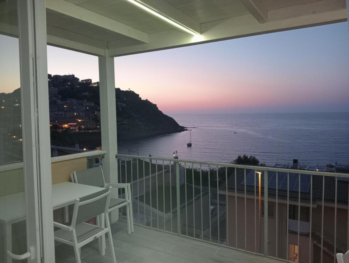 Incanto Sul Mare カステルサルド エクステリア 写真